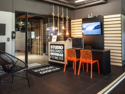 Studio Mormaii Fitness — recepção e experiência